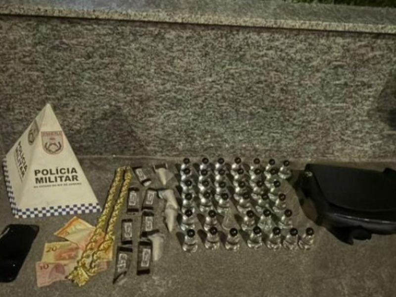 Polícia prende homem vendendo drogas na ciclovia em frente a evento em Rio das Ostras