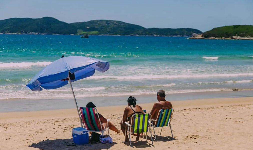 Cabo Frio anuncia programação oficial de hasteamentos da Bandeira Azul