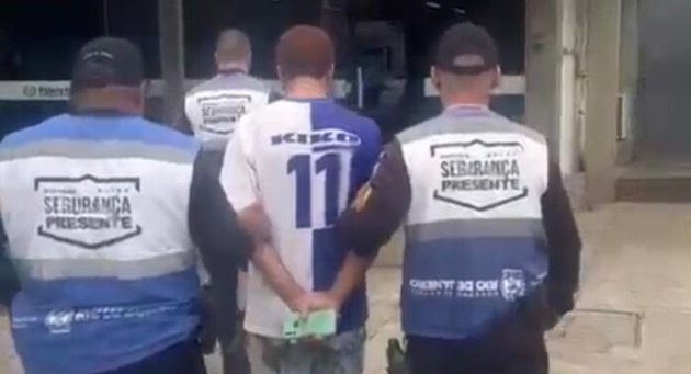 Foragido com mandados de prisão é capturado pelo Segurança Presente em Campos