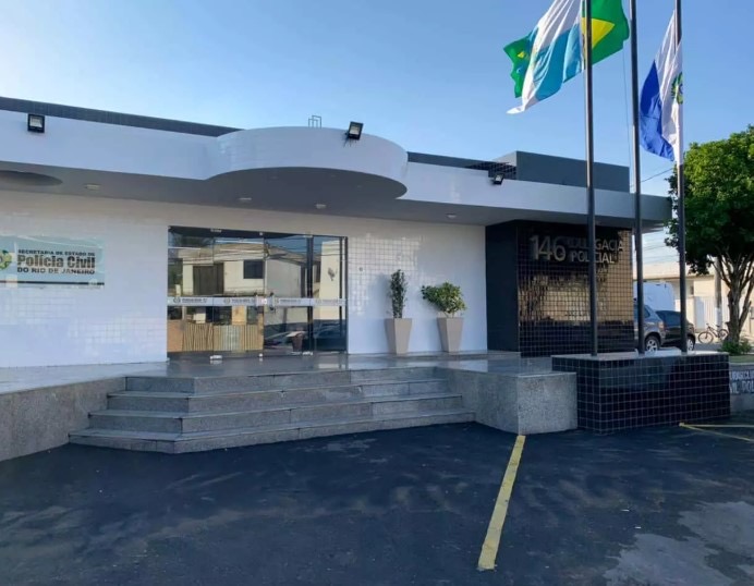 Homens com mandados de prisão em aberto são capturados pela PM em Campos