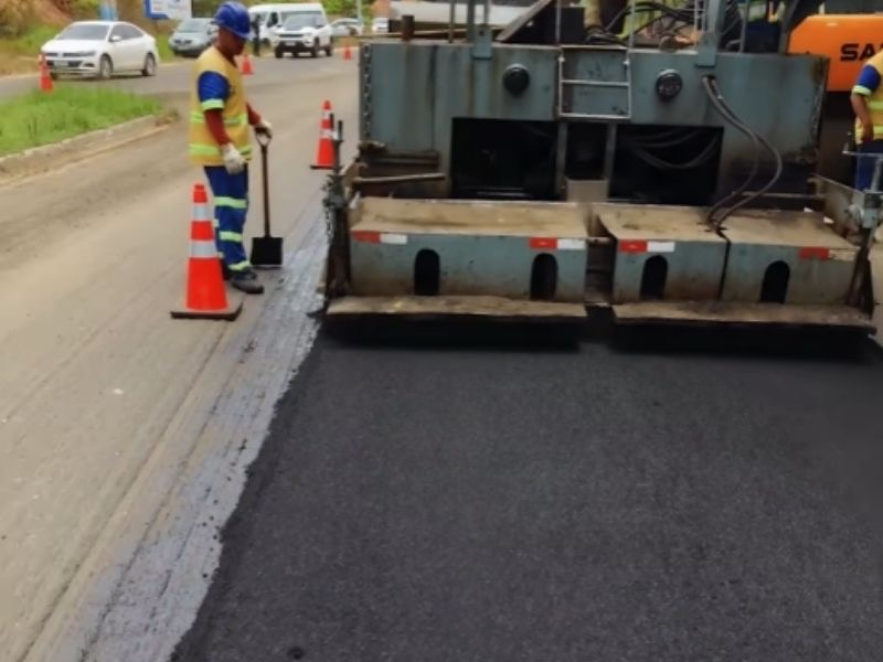Rio das Ostras segue com obras no Contorno e reforça parceria com o Estado