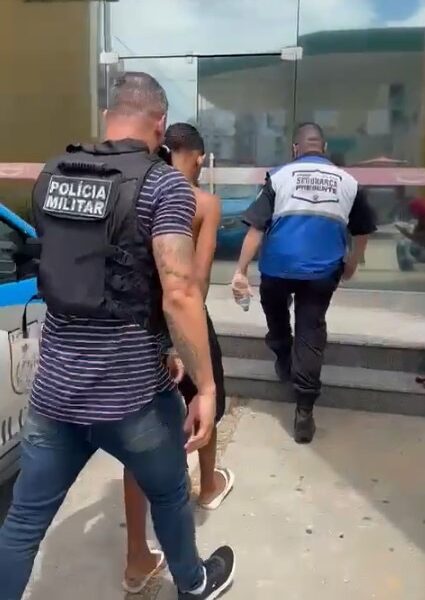 Menor foragido da Justiça é apreendido em Macaé