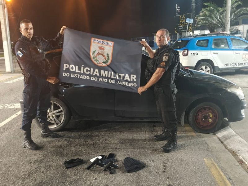 Polícia prende grupo que tentava roubar moto na RJ-106, em Rio das Ostras
