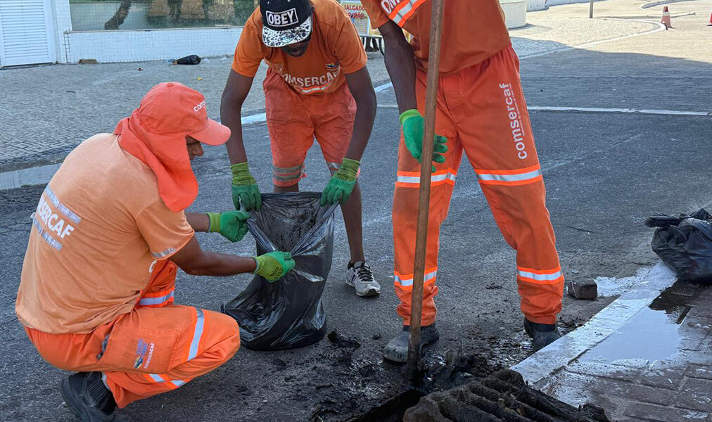 Praça da cidadania passa por força-tarefa de manutenção em Cabo Frio