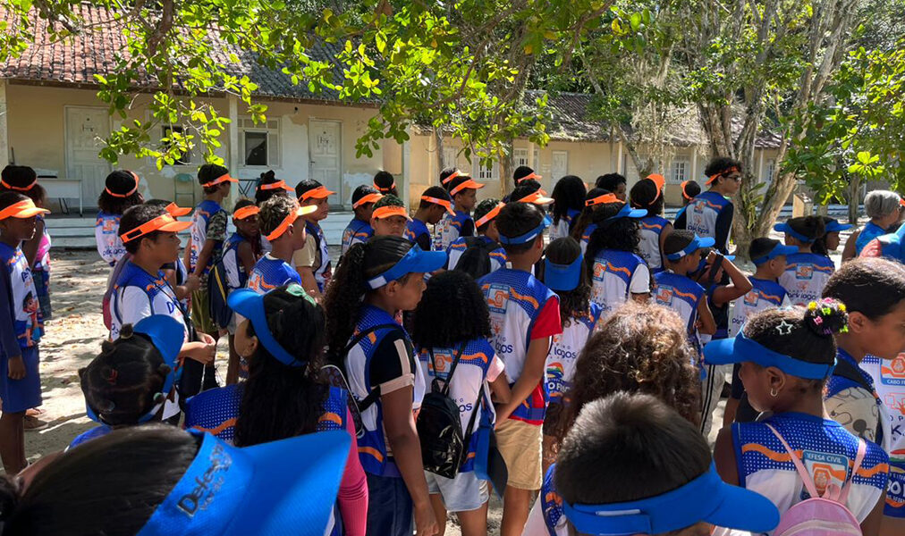 Cabo Frio promove educação ambiental com alunos do projeto defesinha em Tamoios