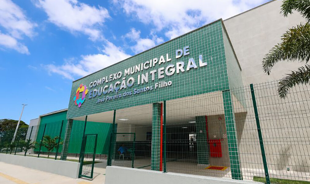 Saquarema trabalha para agilizar construção de 5 novos complexos educacionais