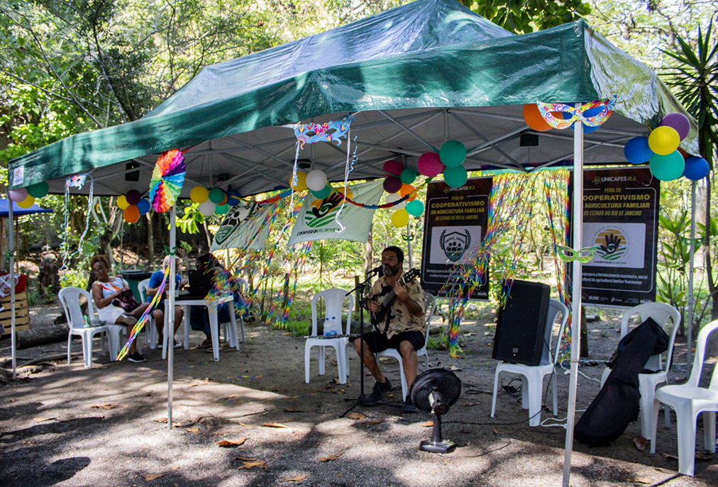 Cultura quilombola ganha visibilidade em feira mensal no Horto Municipal de Cabo Frio