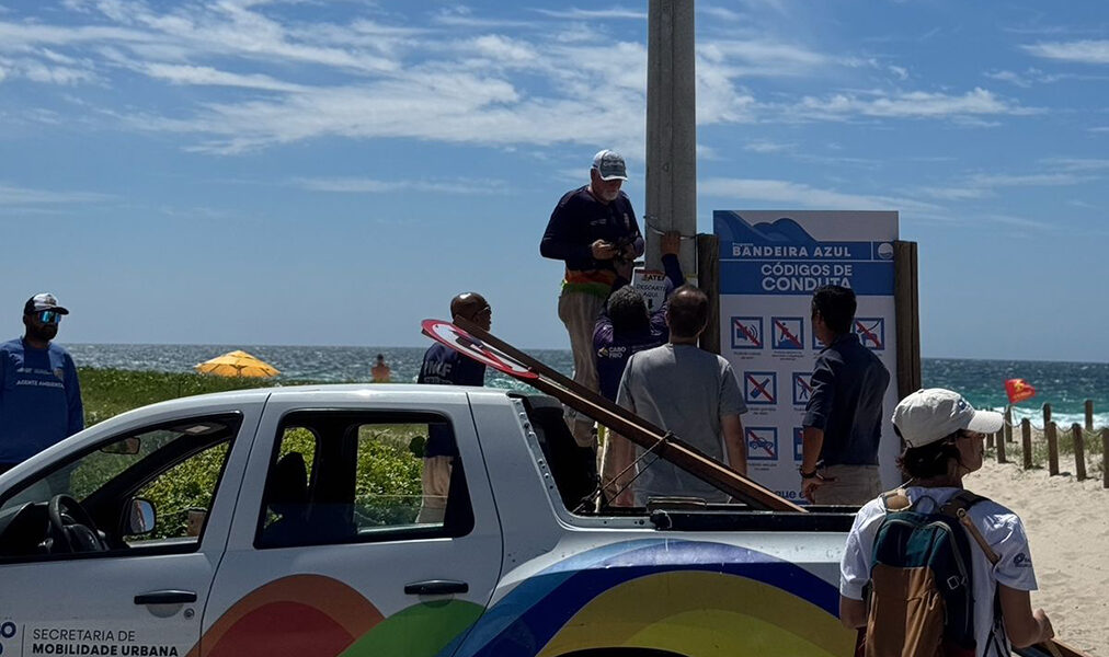 Cabo Frio adota novo modelo de circulação para reduzir congestionamentos na Praia do Foguete