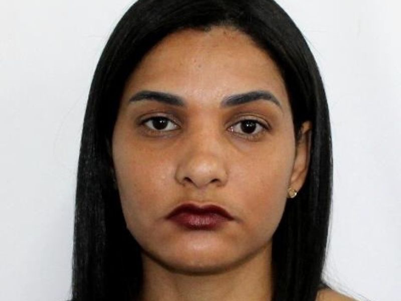 Justiça expede mandado de prisão contra advogada que participou de execução de mecânico em Rio das Ostras