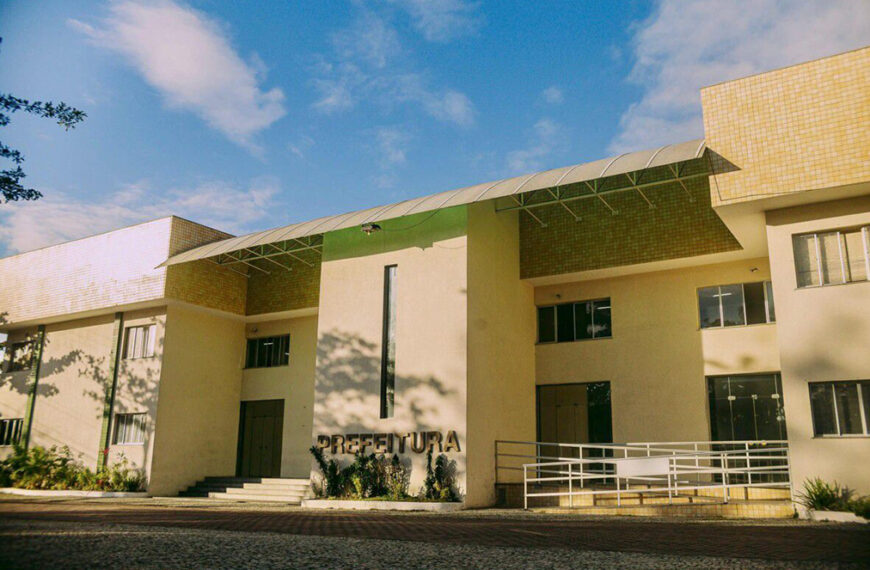 Portal conecta empresas e trabalhadores em 29 bairros de Cabo Frio