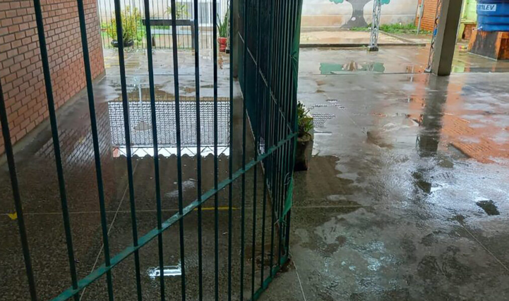 Intervenções e problemas estruturais interrompem atividades em escolas de Cabo Frio