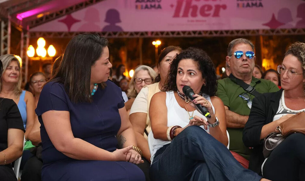 Araruama realiza evento com palestras e relatos de mulheres sobre política, empreendedorismo e direitos