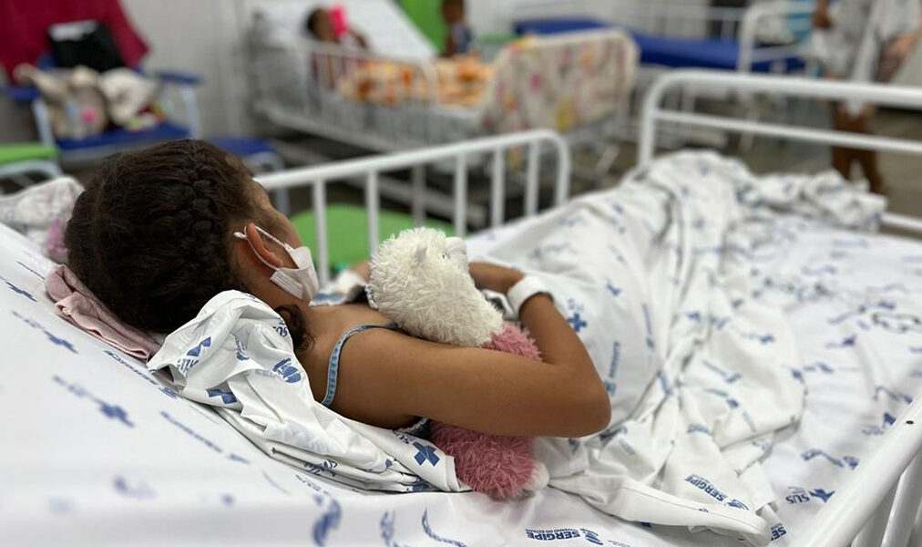 Relatório da saúde mostra redução de óbitos infantis e aumento de investimentos em Cabo Frio