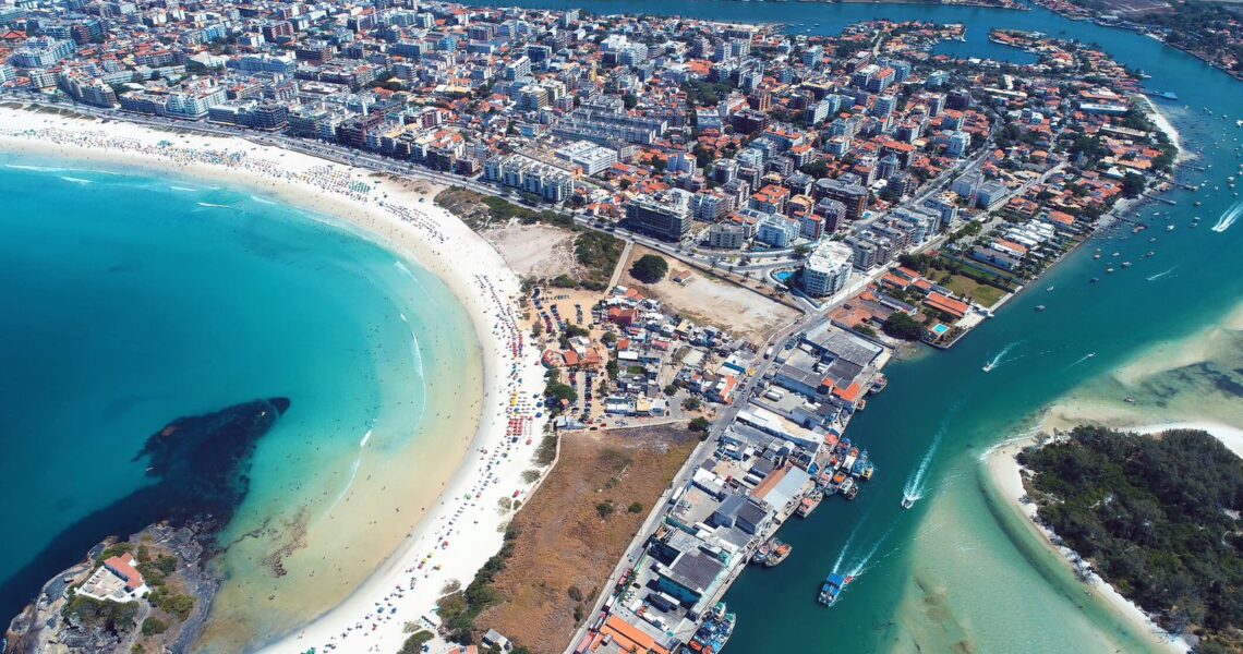 Cabo Frio sedia summit que debate soluções para conservação e negócios ligados ao mar