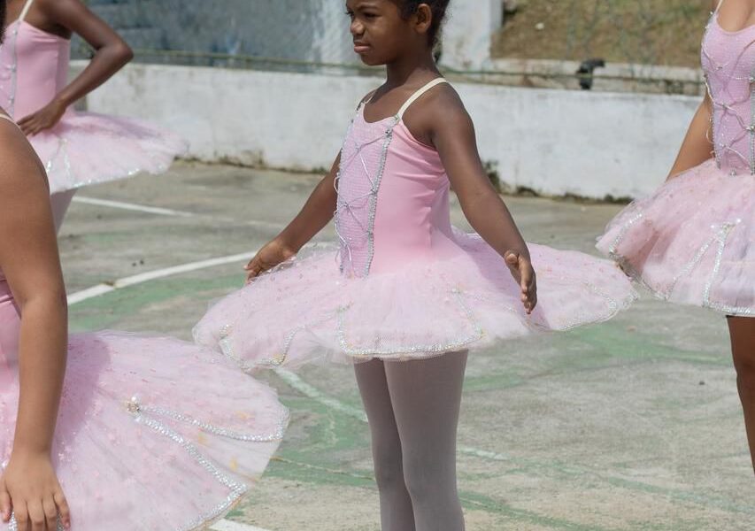CRAS itinerante mobiliza moradores e amplia acesso a serviços na Reserva do Peró em Cabo Frio