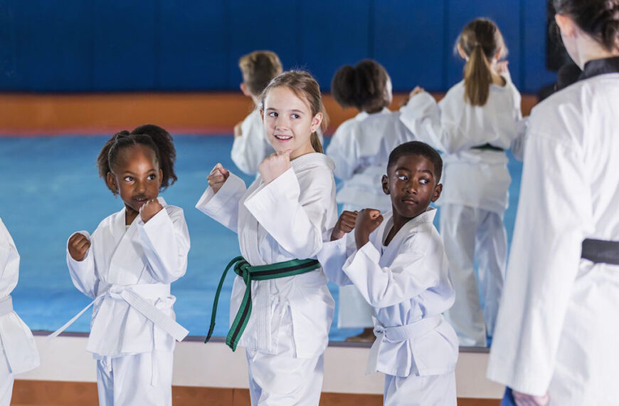 Projeto municipal aposta no esporte como ferramenta de formação e disciplina