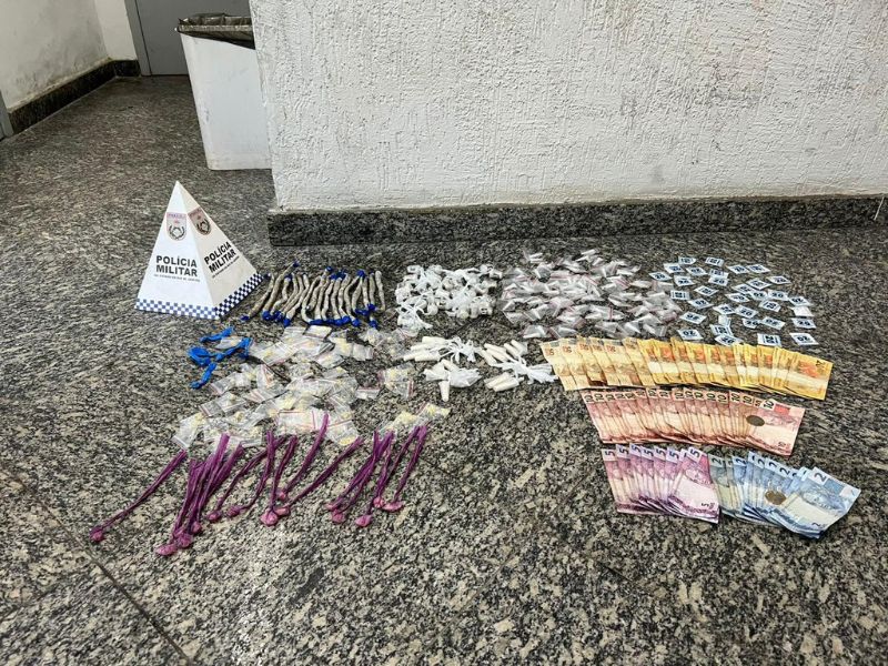 Polícia apreende adolescente com mais de 1 kg de drogas em ação em Macaé