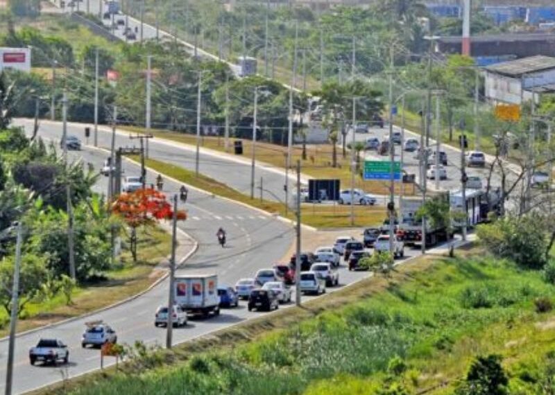 Trecho de 200 km da RJ-106 começa a receber 133 novos radares do DER-RJ