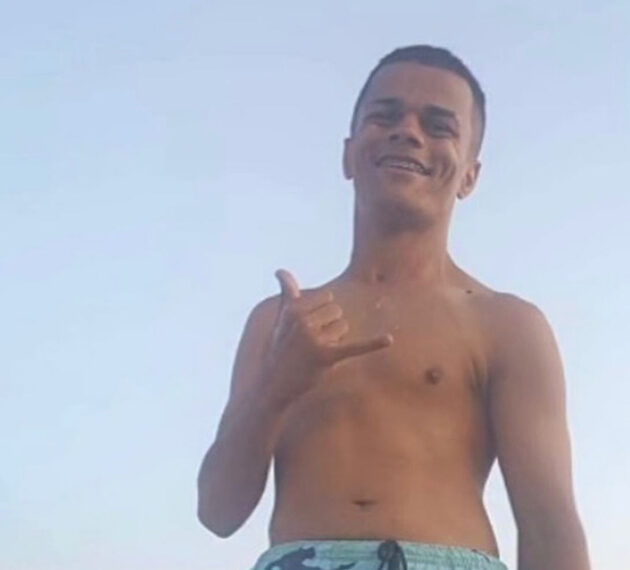 Turista mineiro de 26 anos desaparece após entrar no mar em Cabo Frio