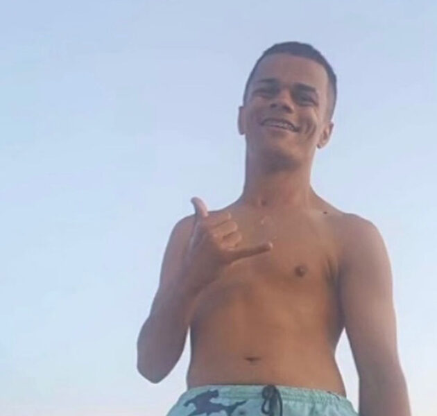 Turista mineiro de 26 anos desaparece após entrar no mar em Cabo Frio