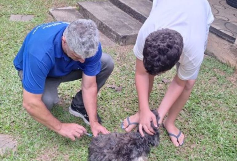 Rio das Ostras realiza ação de reforço de vacinação contra a raiva nesse sábado, 11