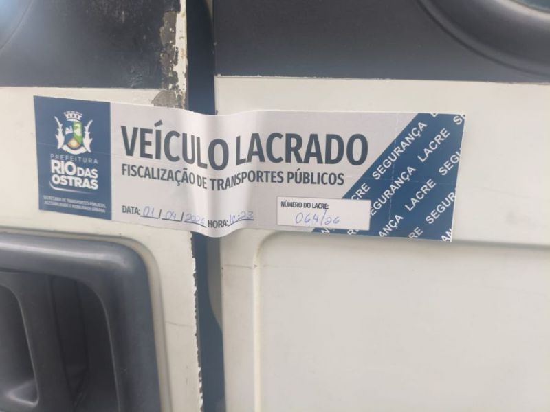 Falta de conservação retira mais 4 vans de circulação após fiscalização em Rio das Ostras