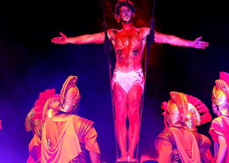 Concha Acústica de Rio das Ostras recebe encenação da Paixão de Cristo nessa sexta, 3