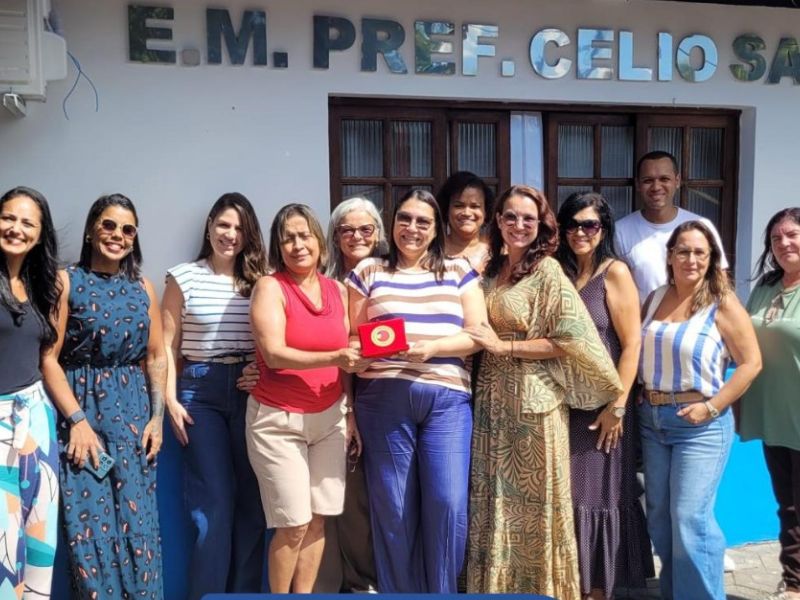 Premiação em Brasília reforça compromisso da gestão de Rio das Ostras com a alfabetização infantil