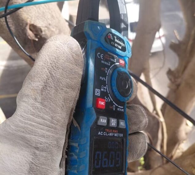 Prédio inteiro é flagrado com ligação irregular de energia em Campos