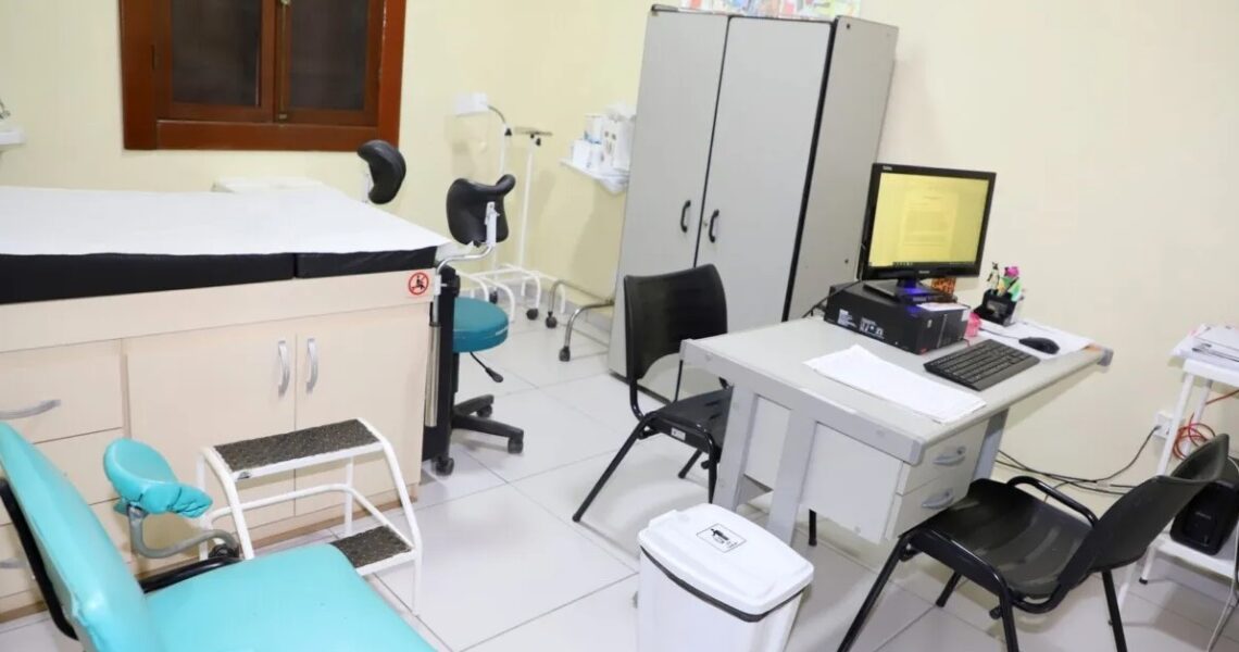 Machadinha recebe unidade de saúde renovada e climatizada em Quissamã