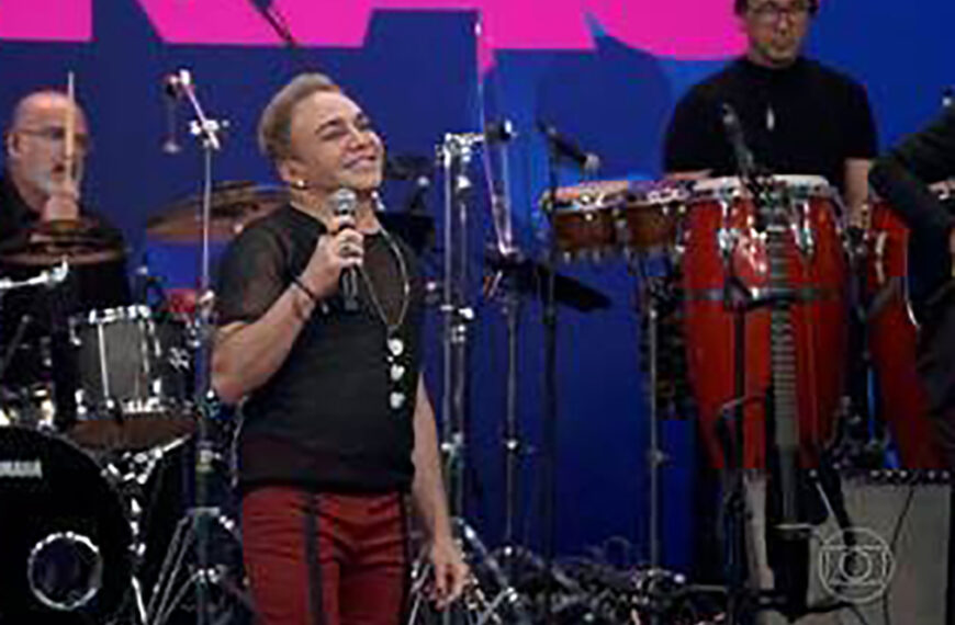 Arraial do Cabo celebra cultura e turismo com show de Sylvinho Blau Blau