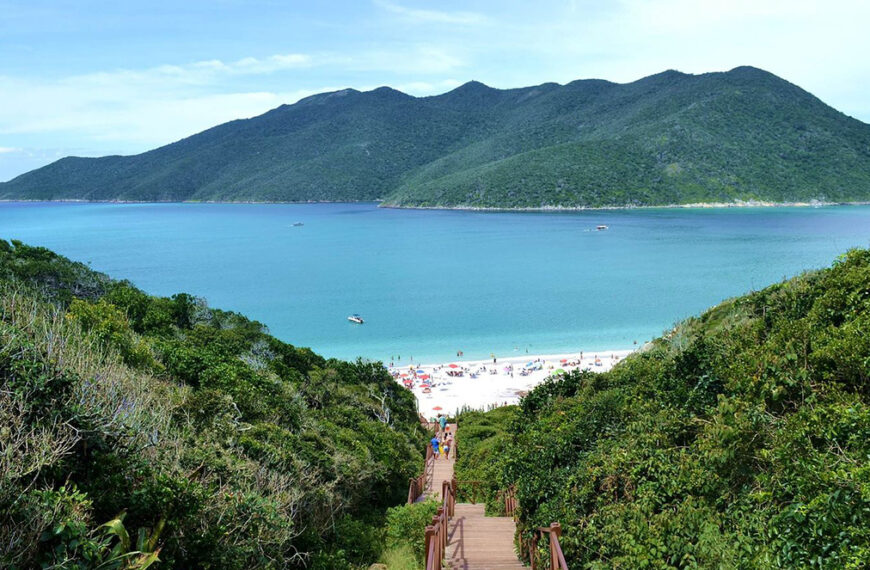 Acordo com Ministério Público redefine novas regras nas Prainhas e impõe controle de carros em Arraial do Cabo