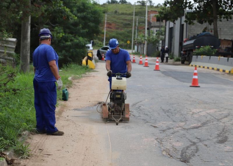 Prefeitura inicia novas ações de recuperação da malha viária em Rio das Ostras