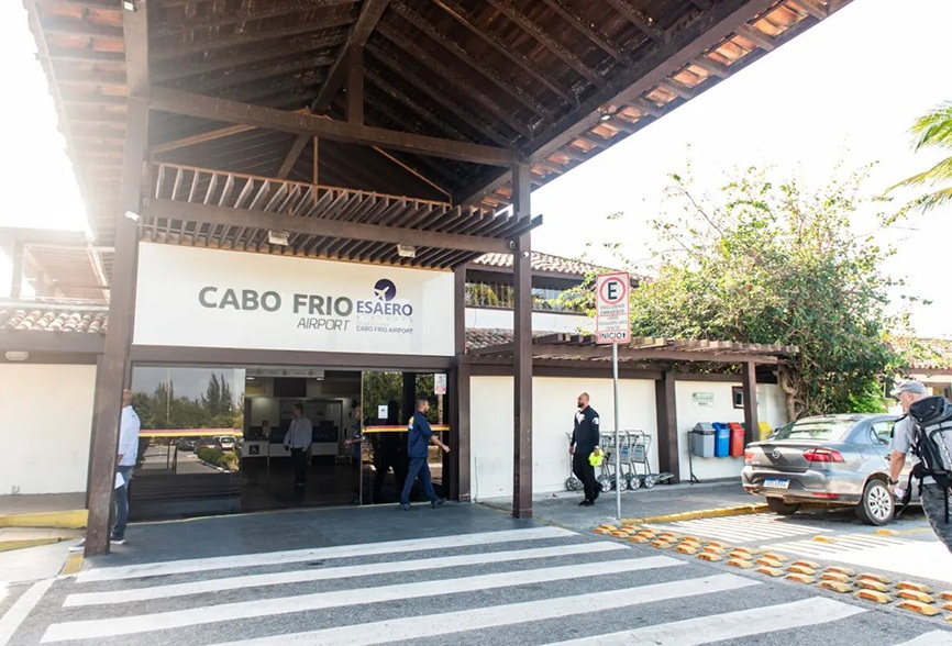 Programa municipal oferece vagas de emprego no aeroporto de Cabo Frio