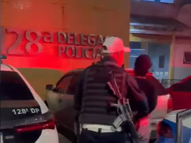 Polícia prende mulher em Rio das Ostras com mais de 7 kg de cocaína pura em carro