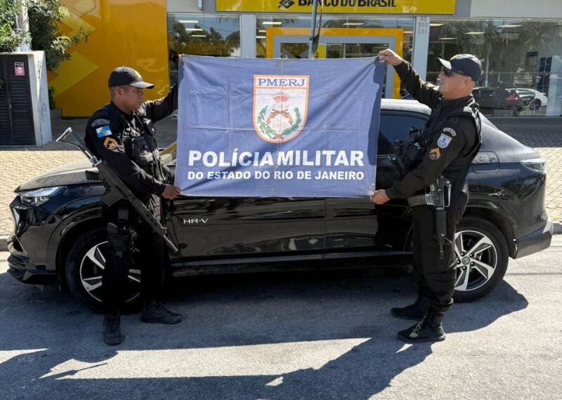 Ação da PM apreende carro clonado em Casimiro de Abreu; ninguém foi preso