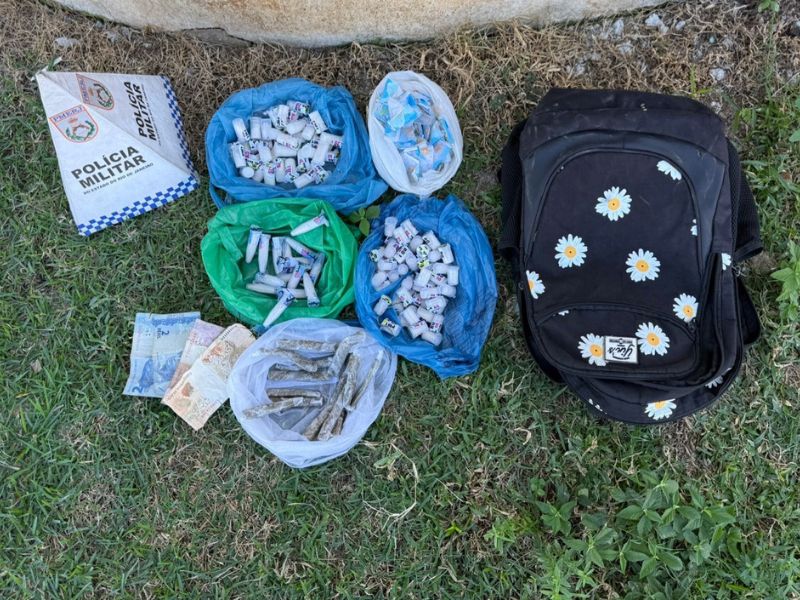 Homem é preso com mais de 160 porções em Rio das Ostras após denúncia