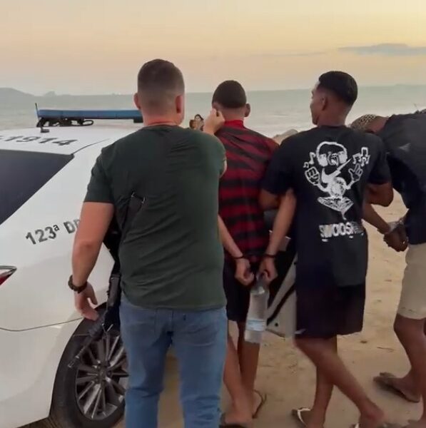 Homem e adolescentes são flagrados em movimentação do tráfico no Lagomar em Macaé