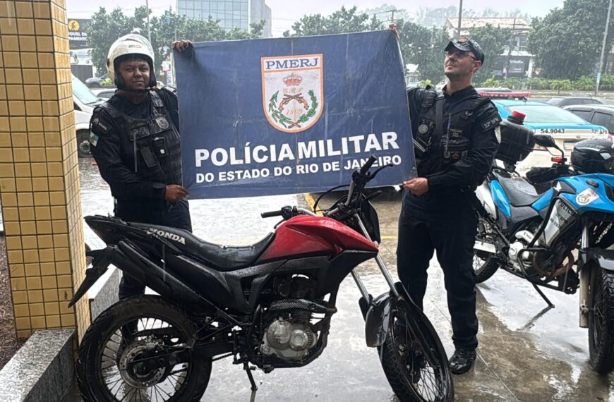 Ação da PM prende 3 pessoas e apreende mais de 100 porções de drogas em Rio das Ostras