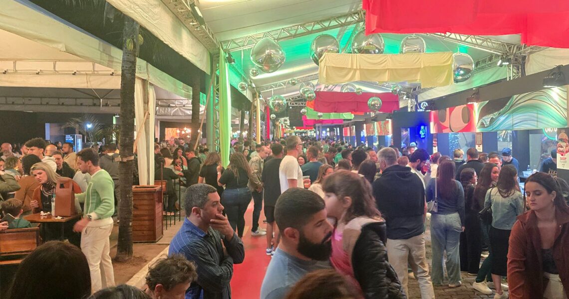 Último dia do Beach Burger terá DJs e atrações gastronômicas em Macaé