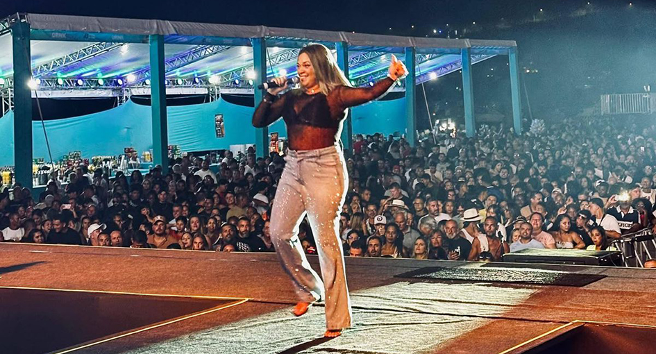 Comunidade cai na celebração dos 30 anos da Igreja de São Pedro
