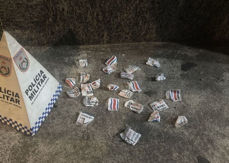 Ação do 32º BPM prende homem e apreende drogas em Rio das Ostras