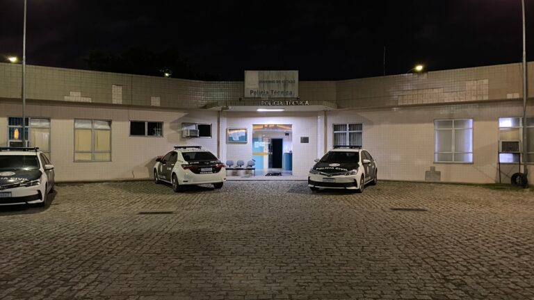 Polícia investiga execução de dois jovens que saíam de baile em Campos