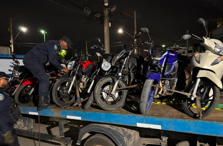 Moto irregular dança e operação faz a festa da fiscalização