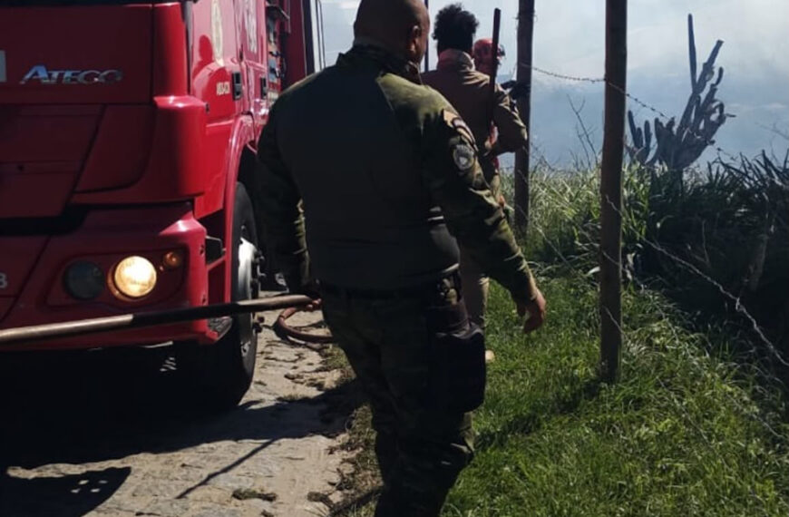 Combate rápido evita maior impacto ambiental no Pontal do Atalaia