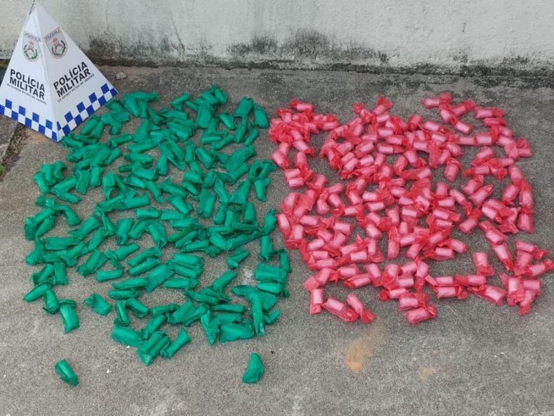 Ação da PM apreende 300 cápsulas de cocaína em Rio das Ostras; ninguém foi preso