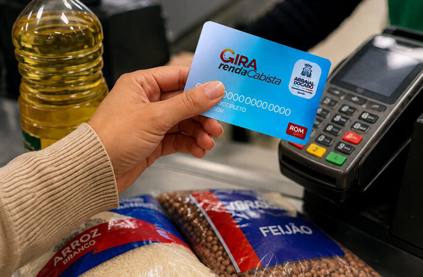 Arraial do Cabo entrega cartões do Gira Renda para 92 novos beneficiários