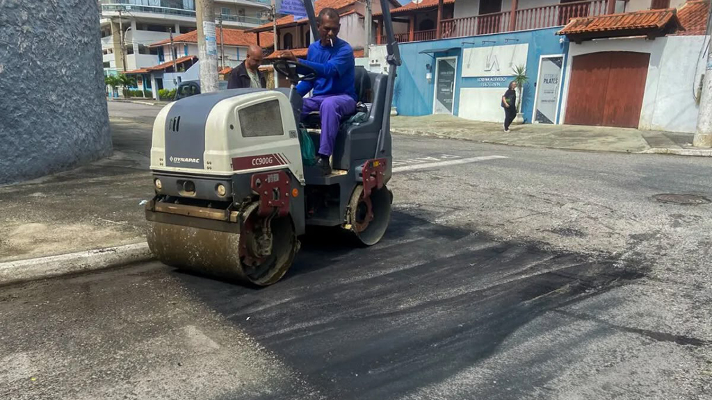 Cabo Frio realiza novos reparos em vias dos bairros Vila Nova e Braga