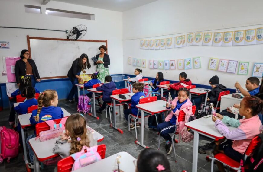 Avaliação mobiliza estudantes e ajuda a direcionar ensino nas escolas de Cabo Frio