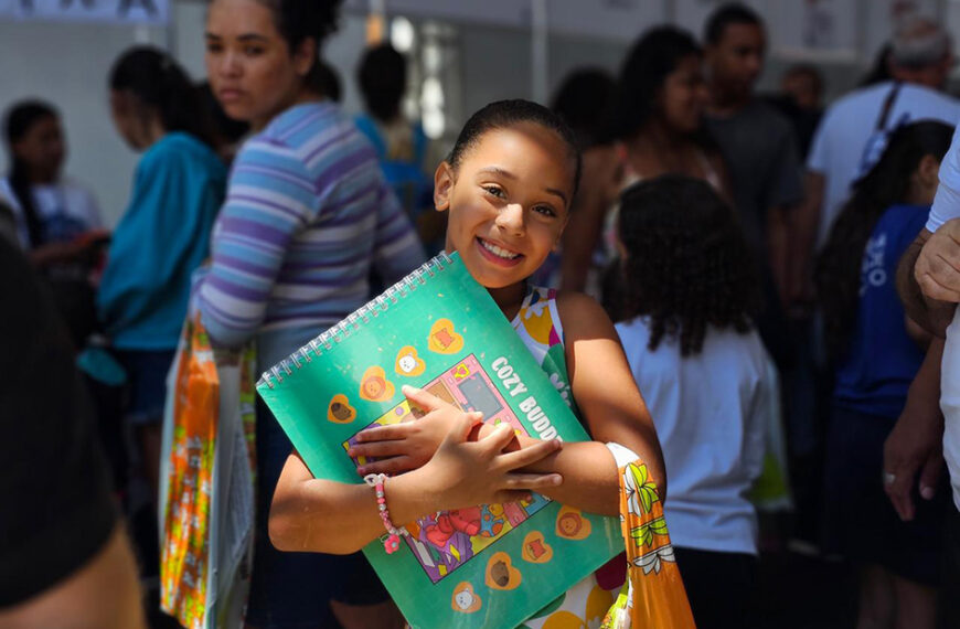 LiterArraial reúne literatura, arte e cultura em Arraial do Cabo